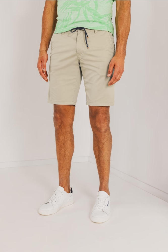 CHINOSHORT VAN EEN KATOENMIX 671 15916 1600
